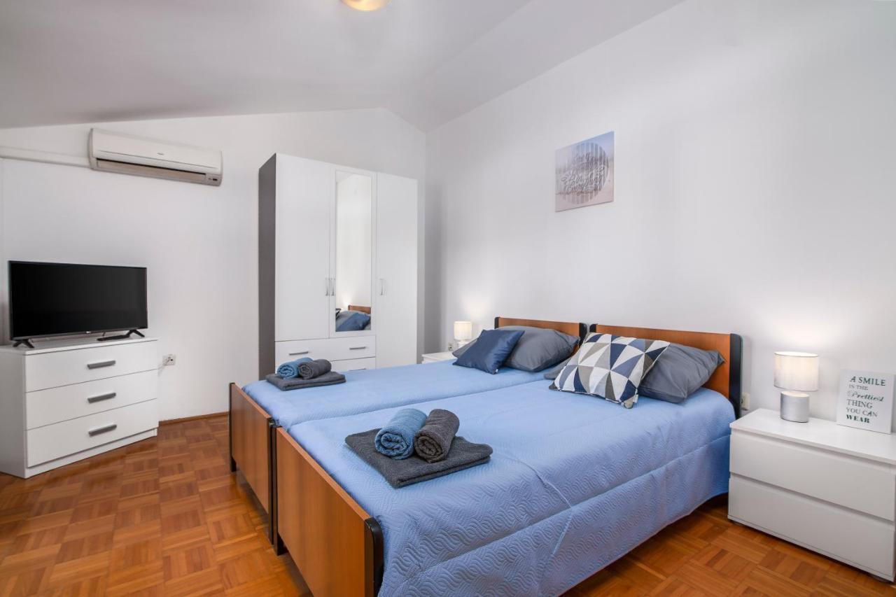 Apartment Blu Pula Exterior foto